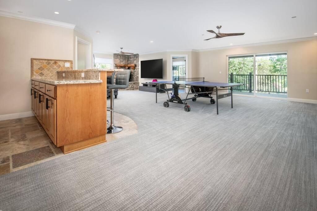 New Luxury Lake House In Pine Mountain Lake Close To Yosemite! Perfect For All Seasons! Great For Retreats, Getaways, Celebrations, And More! Groveland Exteriör bild